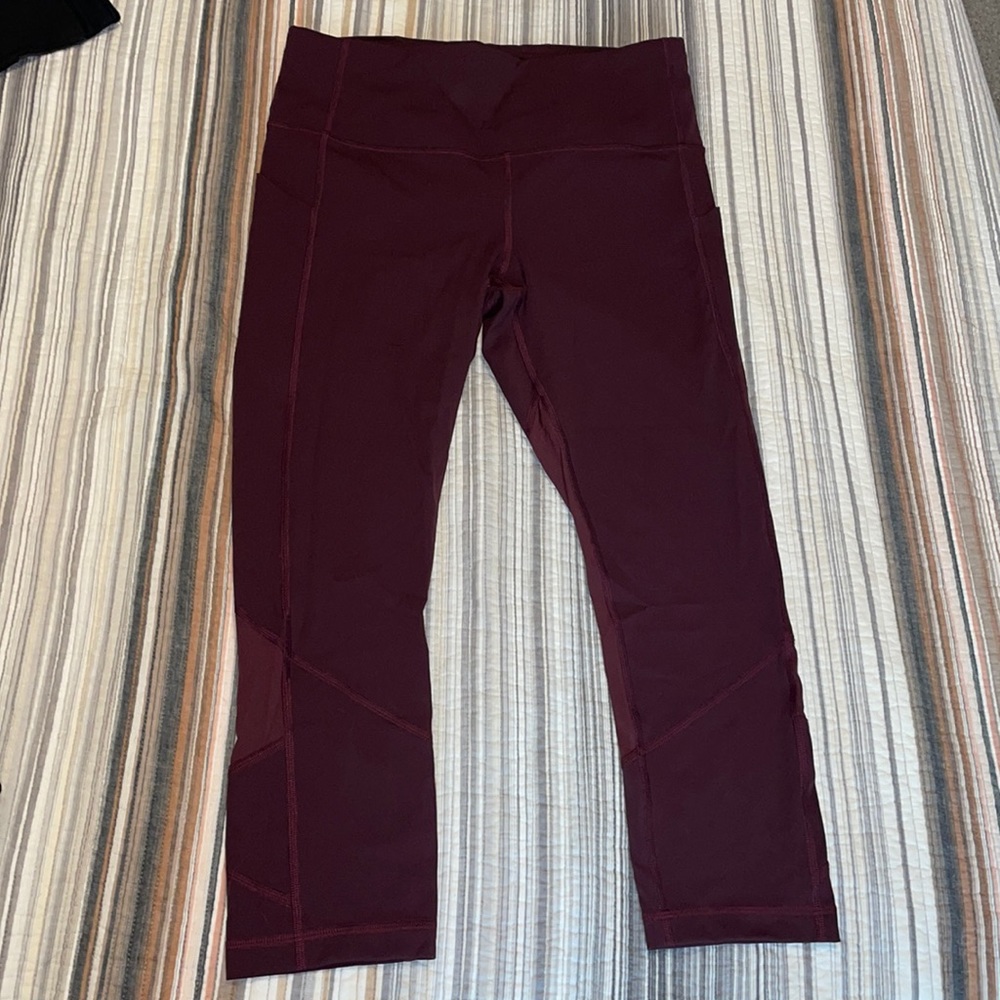 Lululemon crops